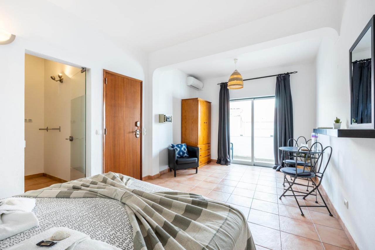 3 Marias Guest House B&B Lagos Ngoại thất bức ảnh